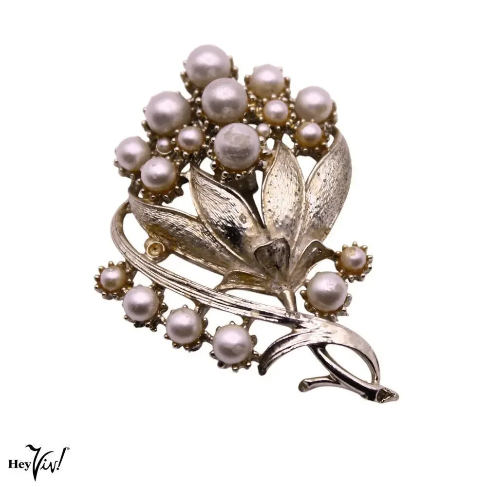 Vintage Pearl Flower Pin Brooch Bouquet Gold Metal Open Work 2.25